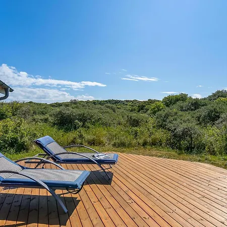 בית נופש Four-bedroom In