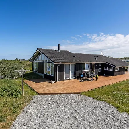 בית נופש Four-bedroom In הייורינג