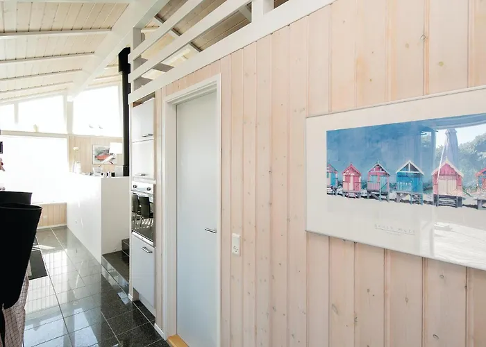 Four-bedroom In Hjørring