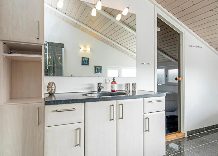 Four-bedroom In Tatil Evi Hjørring